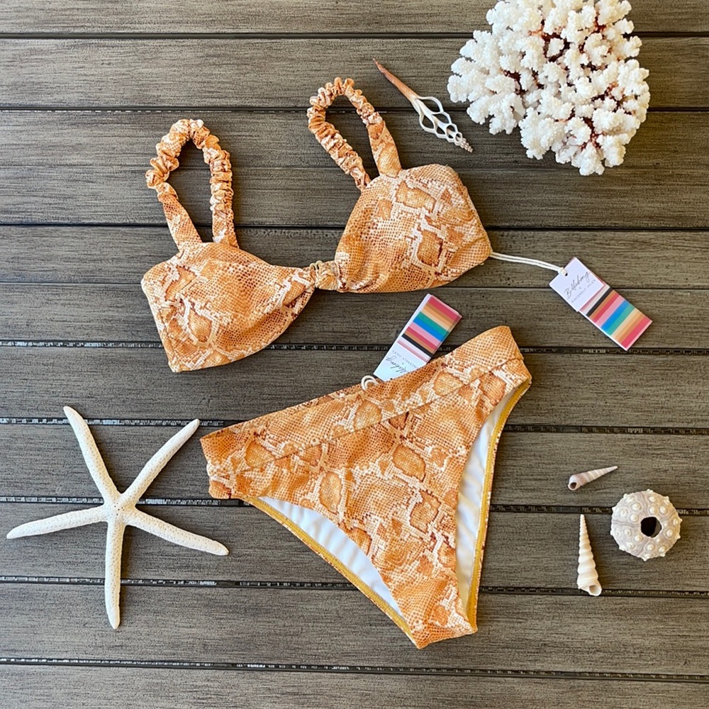 🌴🔆BILLABONG- OVER THE SUN HI WAISTED BIKINI - Picture 2 of 16